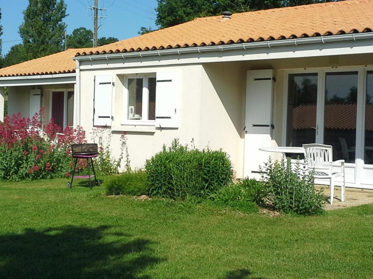Hotel Olydea Le Lambon - Prailles-La-Couarde Exterior foto